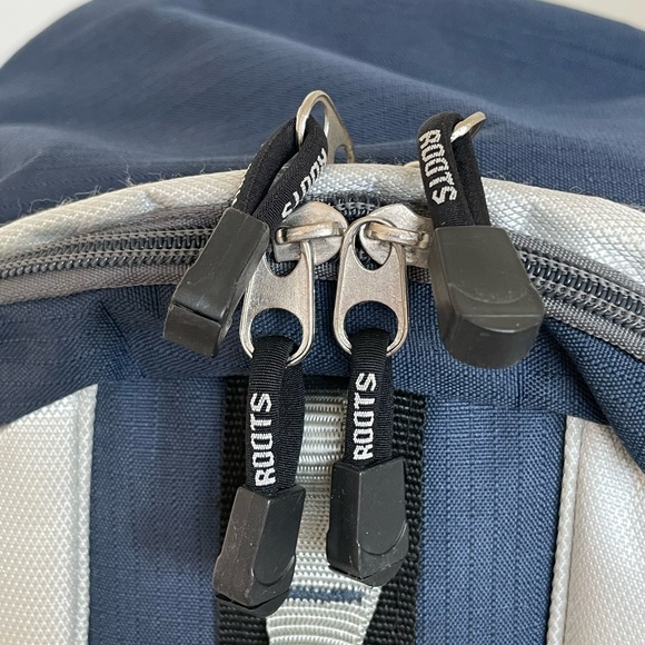 Roots 3 Compartment Backpack - Picture 10 of 11